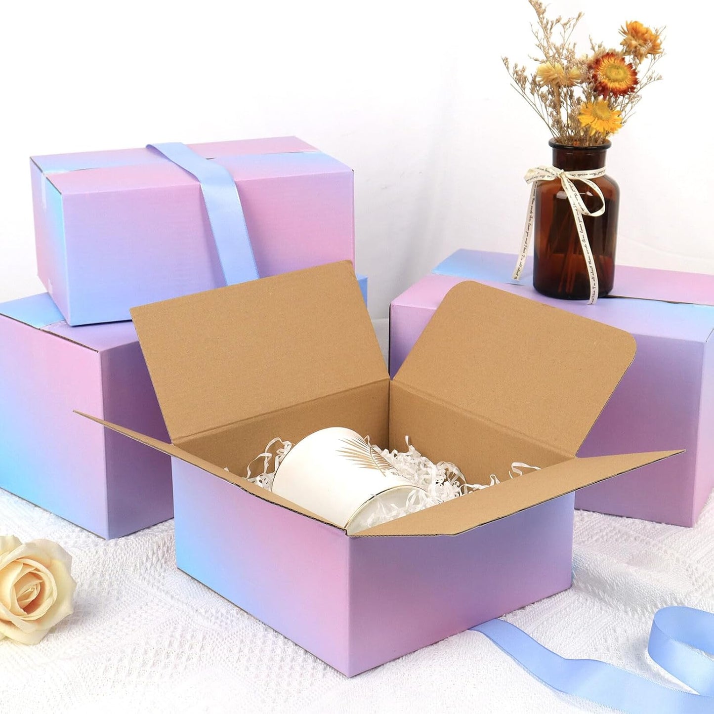 Pink-blue Shipping Boxes