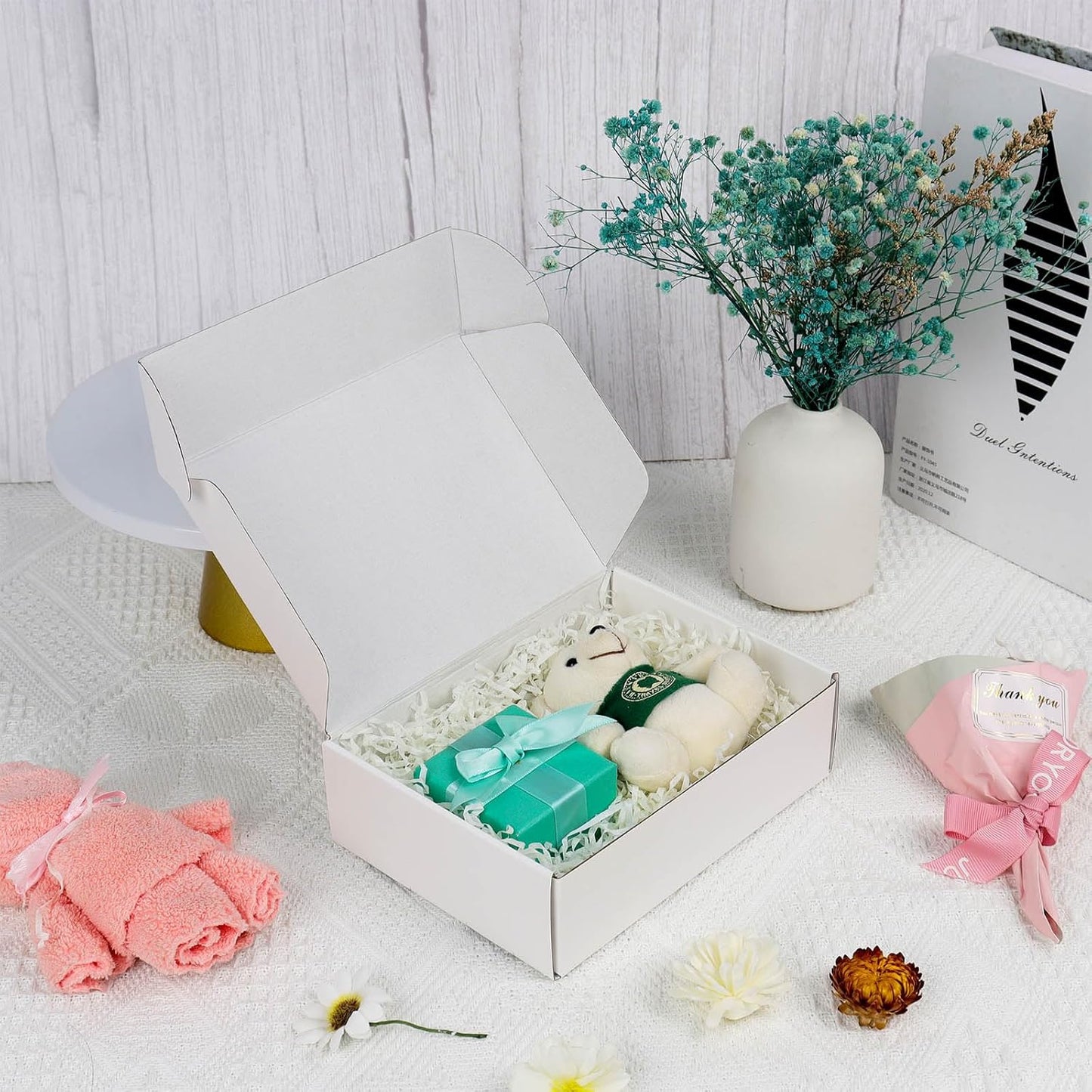 White mailer boxes